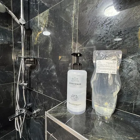 Jona Center Bedroom, Living And Free Parking Appartamento *
