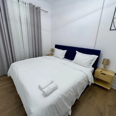 Jona Center Bedroom, Living And Free Parking Appartamento *